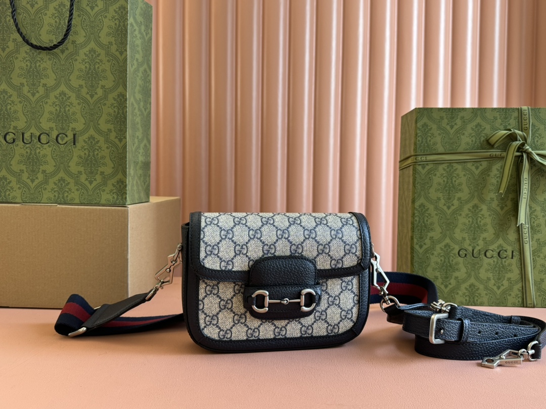 Gucci Satchel Bags